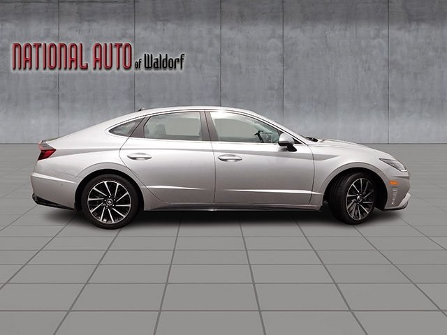 Hyundai Sonata Vehicle Image 04