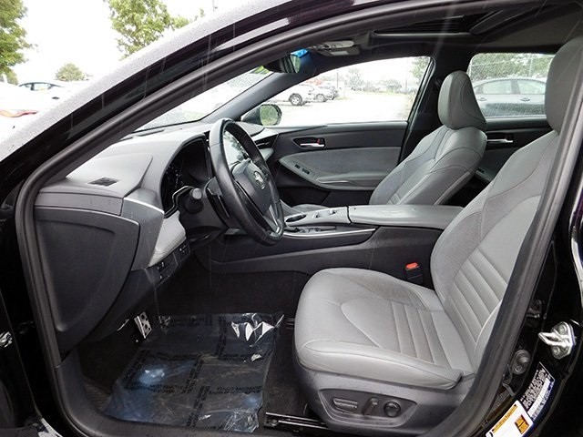 Toyota Avalon Vehicle Image 15