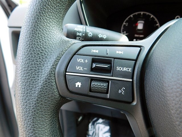 Honda CR-V Vehicle Image 22