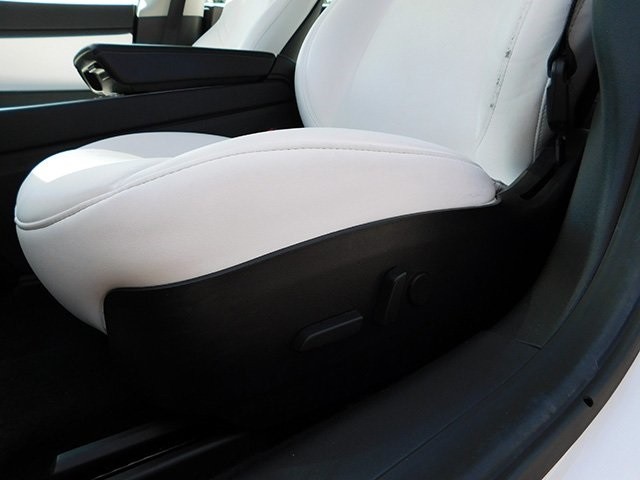 Tesla Model 3 Vehicle Image 14