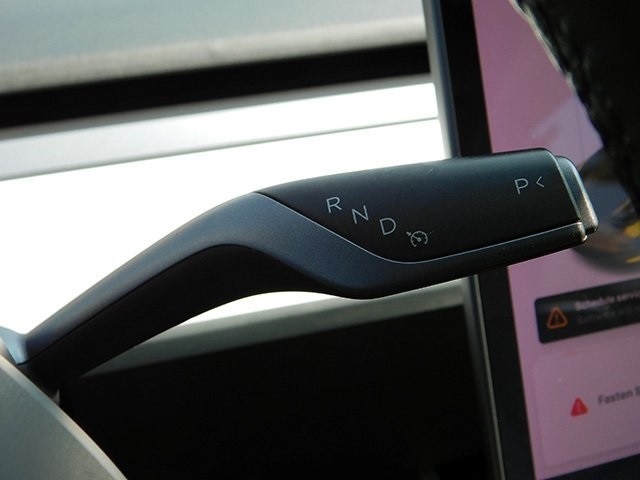 Tesla Model 3 Vehicle Image 20