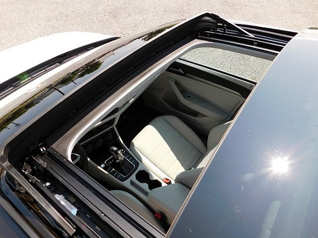 Volkswagen Jetta Vehicle Image 10