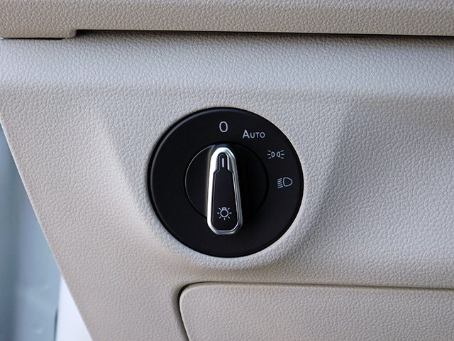 Volkswagen Jetta Vehicle Image 26
