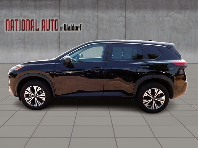 Nissan Rogue Vehicle Image 04