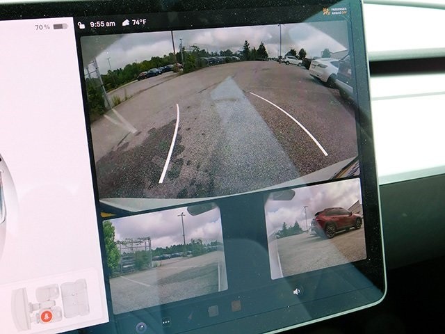 Tesla Model 3 Vehicle Image 18
