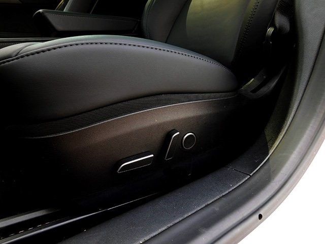 Tesla Model 3 Vehicle Image 15
