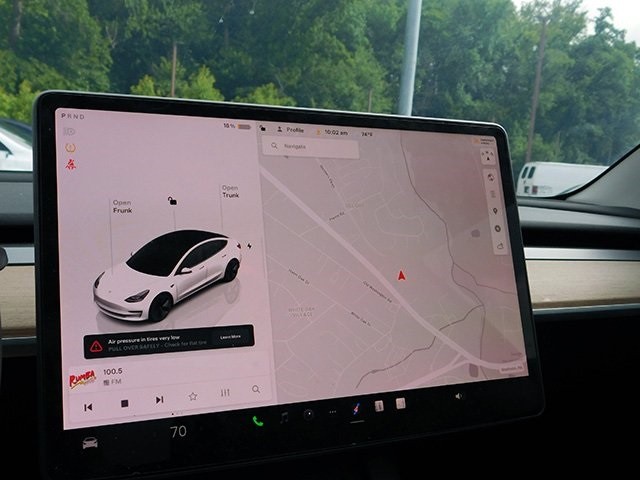 Tesla Model 3 Vehicle Image 16