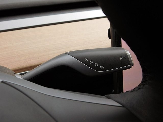 Tesla Model 3 Vehicle Image 20