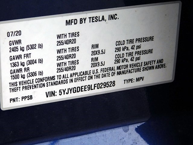 Tesla Model Y Vehicle Image 20