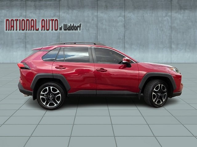 Toyota RAV4 Vehicle Image 04