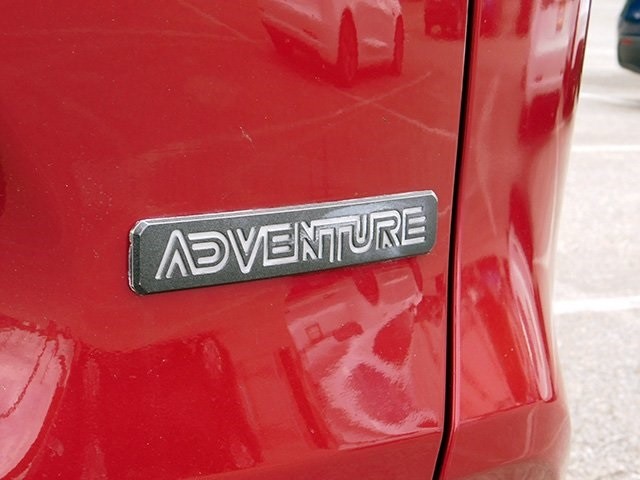 Toyota RAV4 Vehicle Image 06