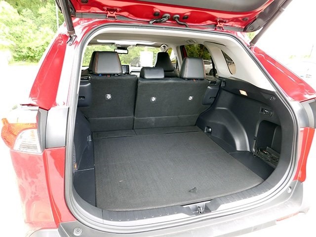 Toyota RAV4 Vehicle Image 08
