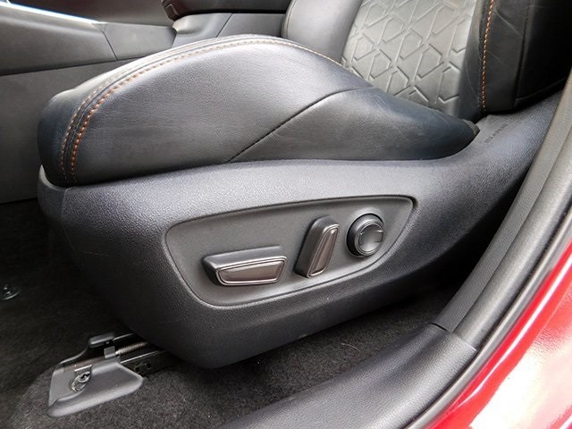 Toyota RAV4 Vehicle Image 17