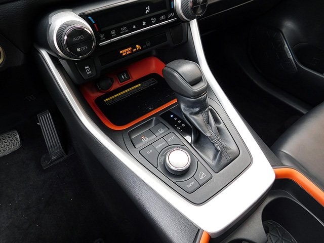 Toyota RAV4 Vehicle Image 22