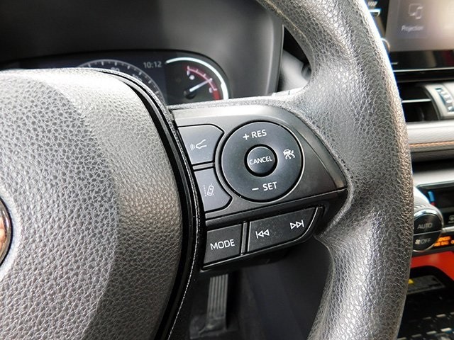 Toyota RAV4 Vehicle Image 23