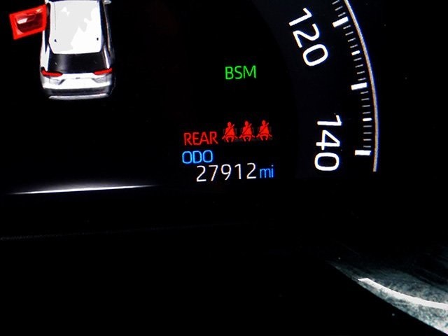 Toyota RAV4 Vehicle Image 25