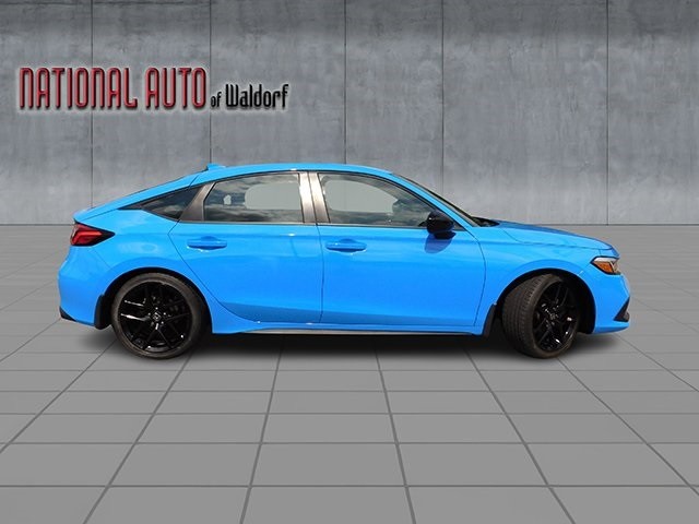 Honda Civic Hatchback Vehicle Image 04