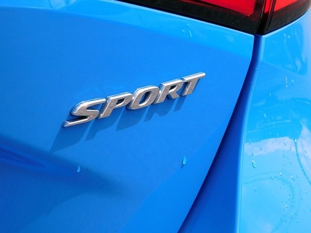 Honda Civic Hatchback Vehicle Image 06