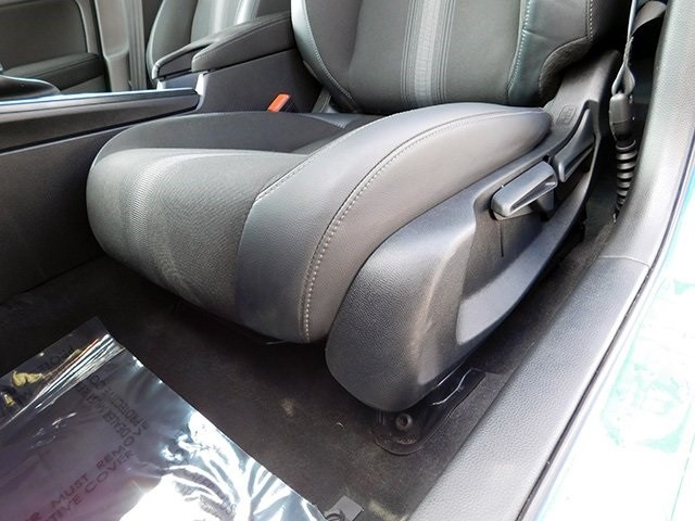 Honda Civic Hatchback Vehicle Image 14