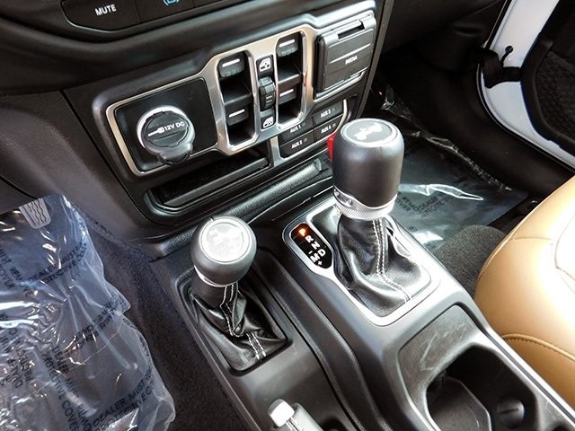 Jeep Wrangler 4xe Vehicle Image 25