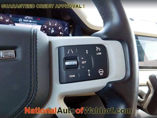 Land Rover Defender Vehicle Image 24