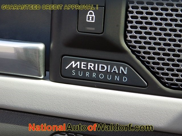 Land Rover Defender Vehicle Image 28