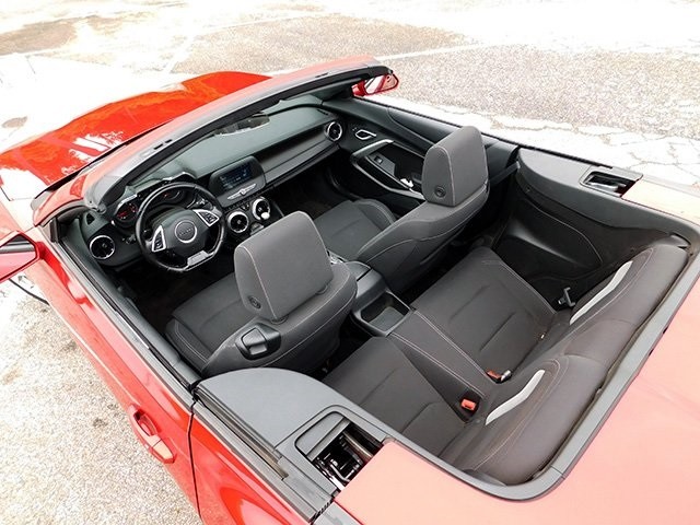 Chevrolet Camaro Vehicle Image 06