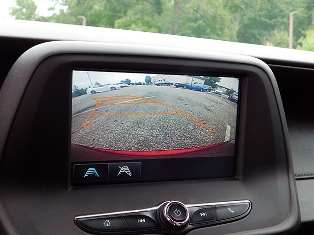 Chevrolet Camaro Vehicle Image 11