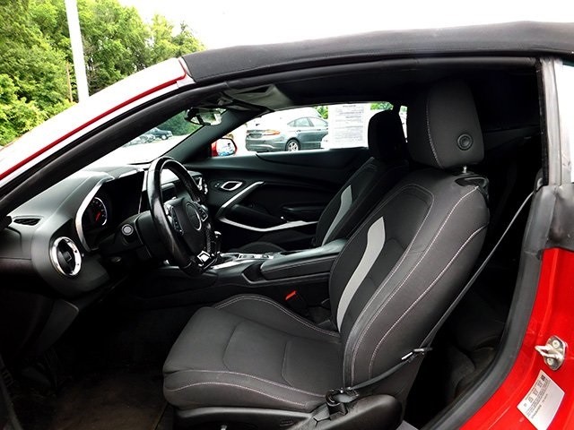 Chevrolet Camaro Vehicle Image 17
