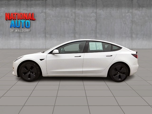 Tesla Model 3 Vehicle Image 02