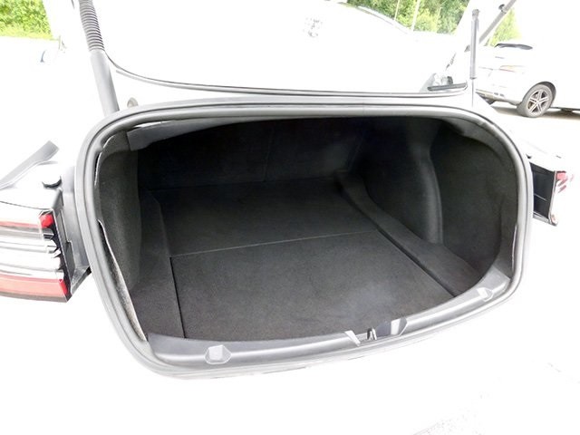 Tesla Model 3 Vehicle Image 05