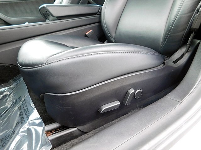 Tesla Model 3 Vehicle Image 13