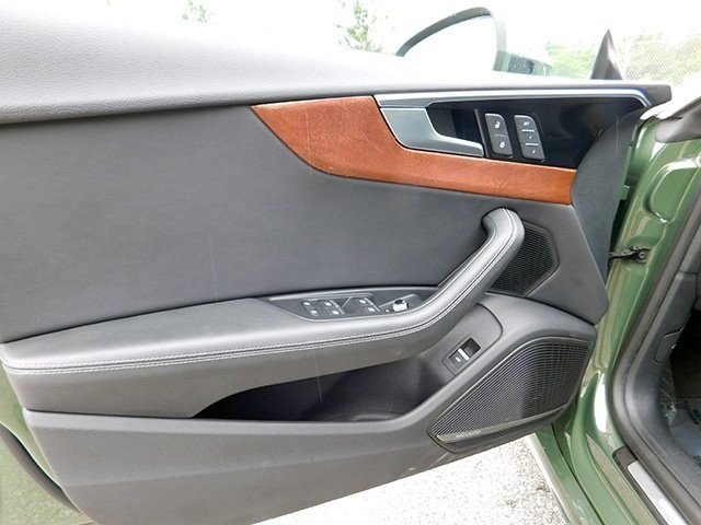 Audi A5 Sportback Vehicle Image 16