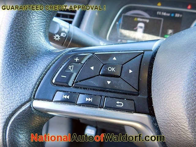 Nissan Leaf Vehicle Image 21