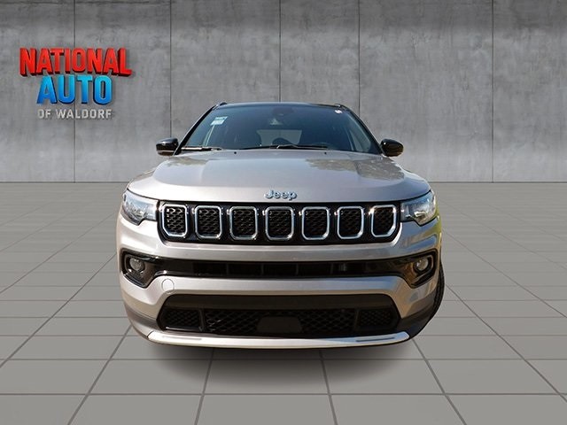 Jeep Compass Vehicle Image 03