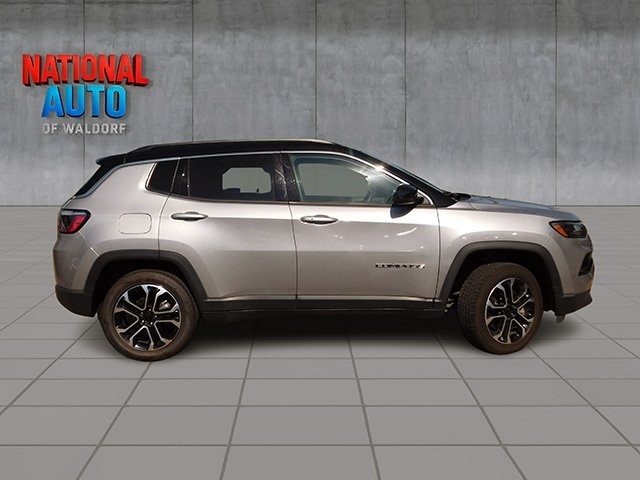 Jeep Compass Vehicle Image 04