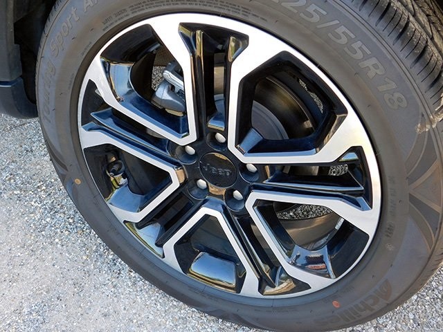 Jeep Compass Vehicle Image 09