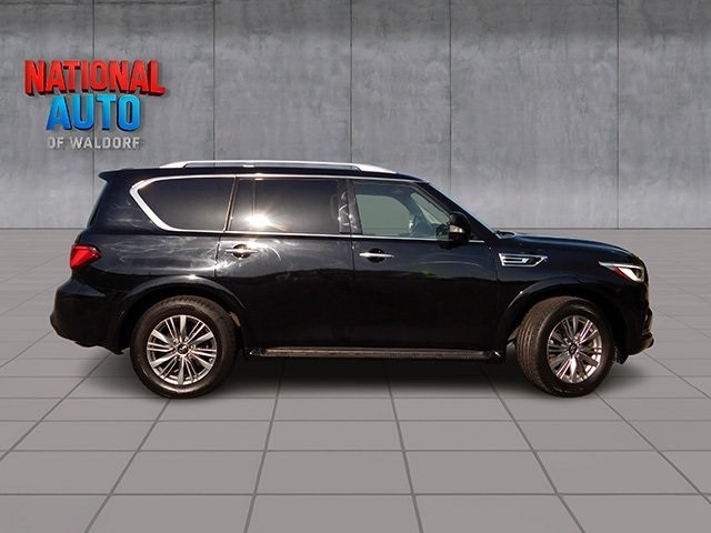 INFINITI QX80 Vehicle Image 04