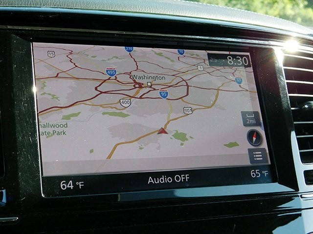INFINITI QX80 Vehicle Image 20