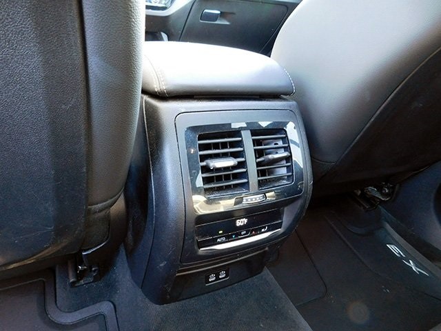 BMW X3 Vehicle Image 12