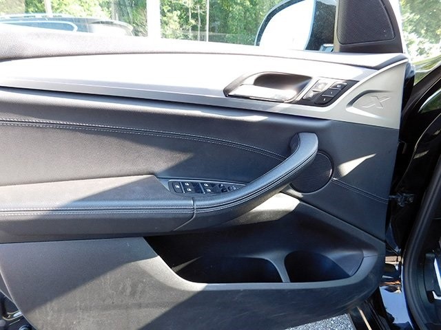 BMW X3 Vehicle Image 15
