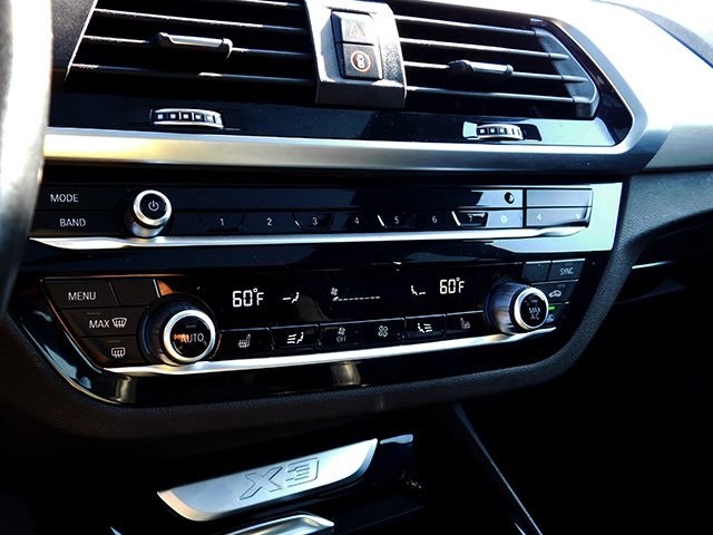 BMW X3 Vehicle Image 22
