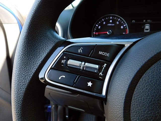 Kia Forte Vehicle Image 19