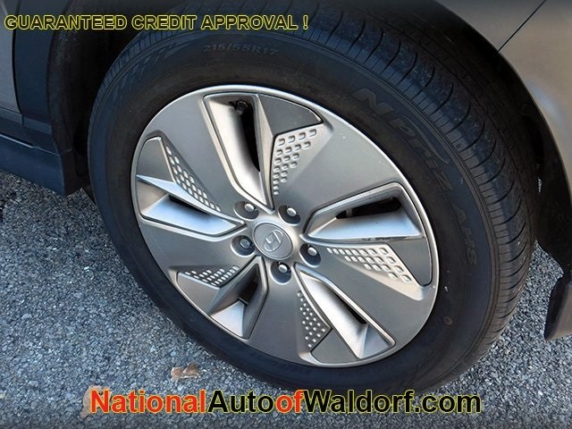 Hyundai Kona Electric Vehicle Image 08