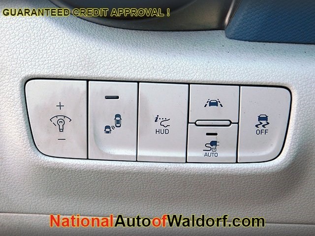 Hyundai Kona Electric Vehicle Image 24