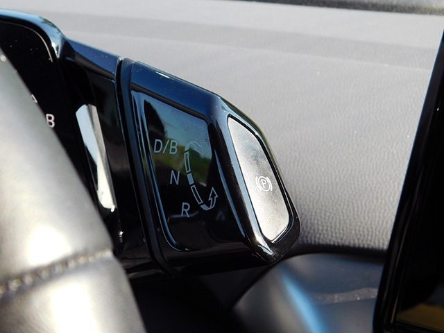 Volkswagen ID.4 Vehicle Image 20