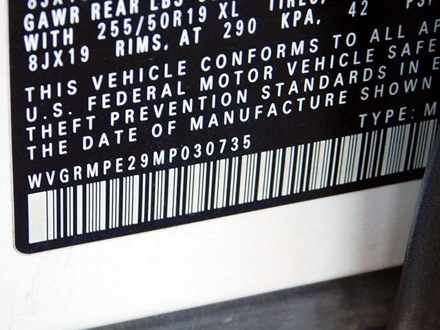 Volkswagen ID.4 Vehicle Image 23