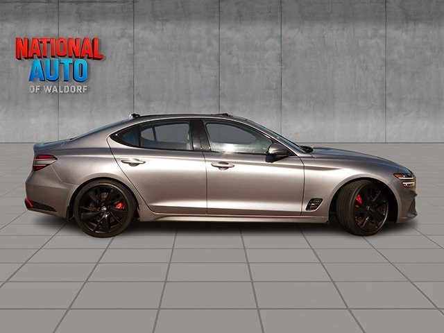 Genesis G70 Vehicle Image 04