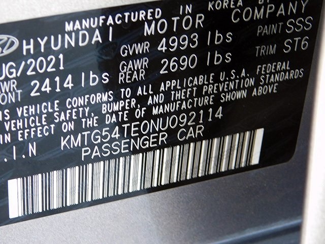 Genesis G70 Vehicle Image 28
