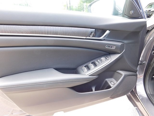 Honda Accord Hybrid Vehicle Image 14